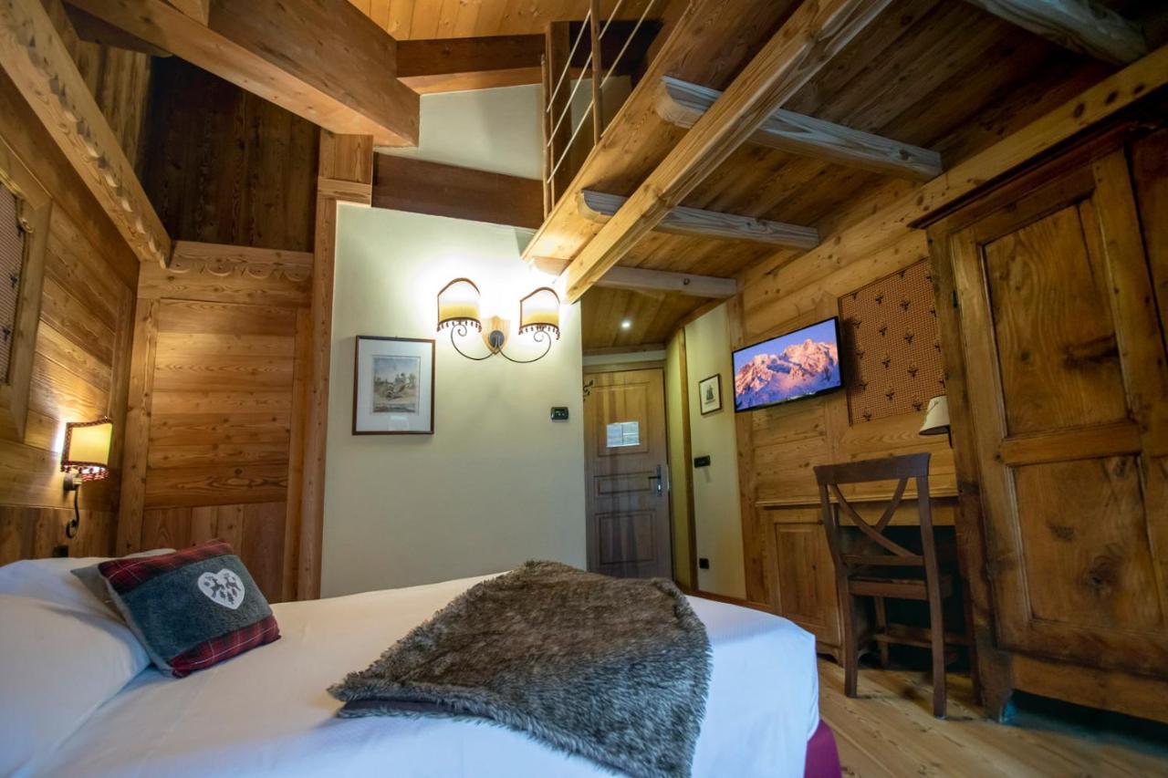 Laghetto Alpine Hotel & Restaurant Brusson Exterior foto