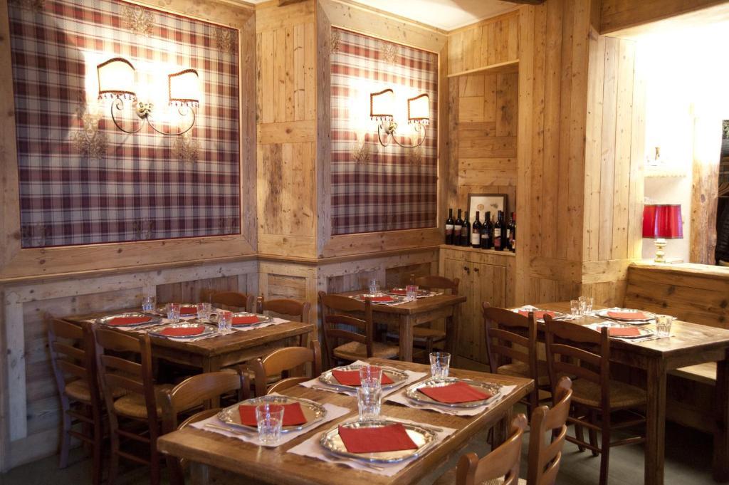 Laghetto Alpine Hotel & Restaurant Brusson Exterior foto